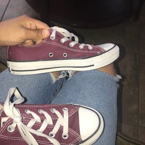 Burgundy converse